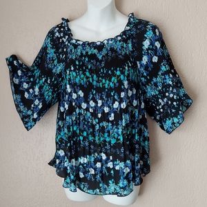 ❣Worthington accordion blouse.